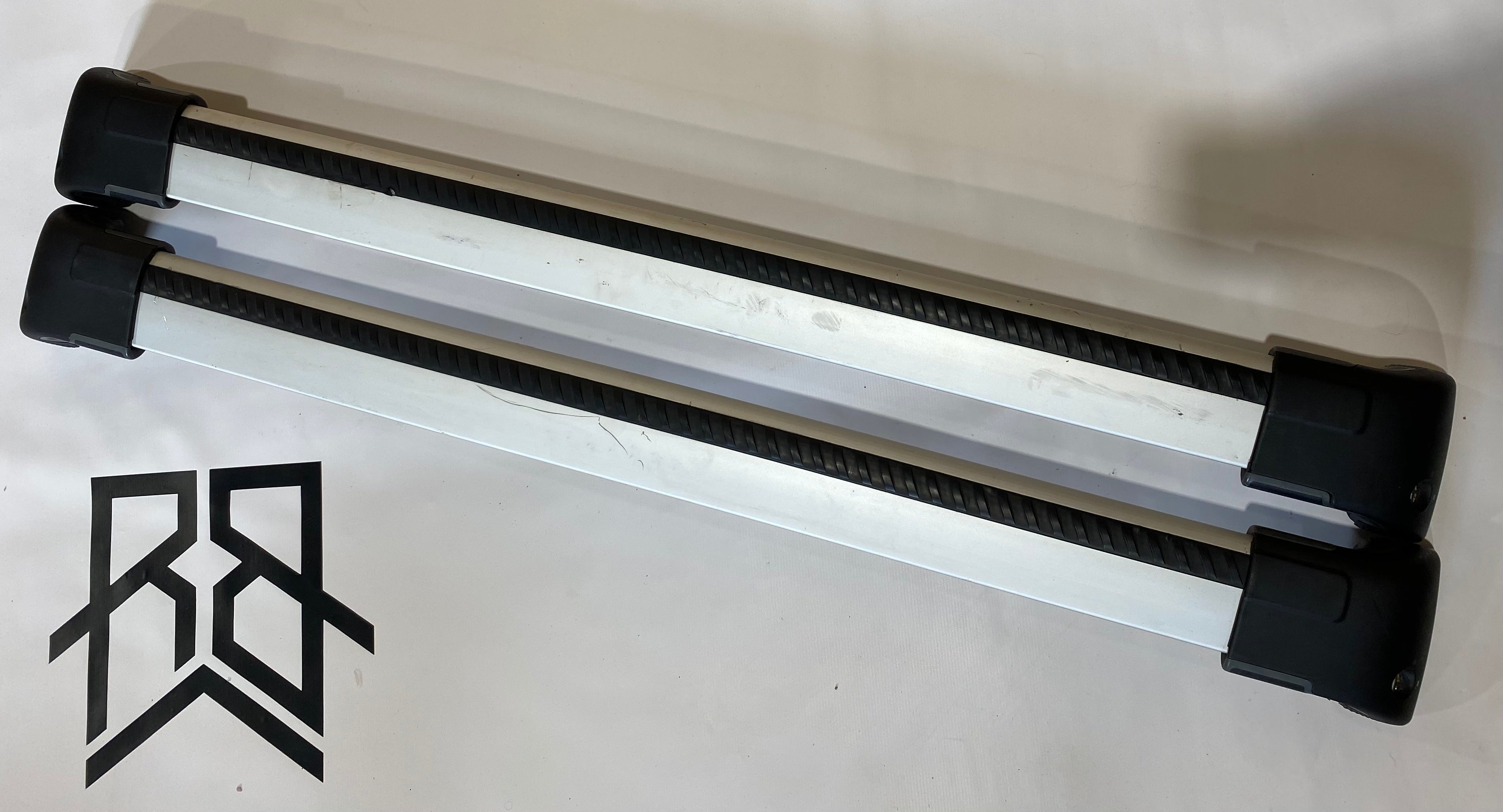 Thule Wingbar Edge 9595 Roof Boxed