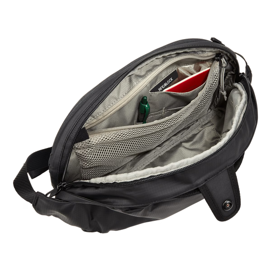 Thule Tact crossbody bag 5L