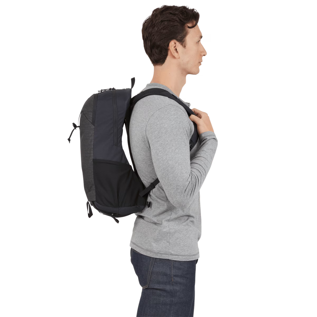 Thule Nanum 18L hiking rucksack