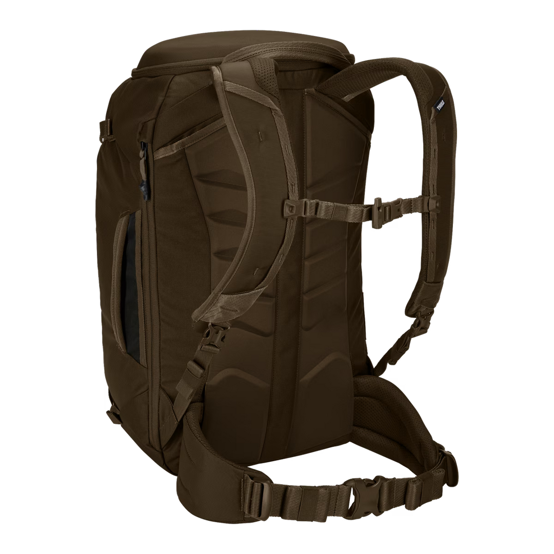 Thule Landmark 40L travel pack