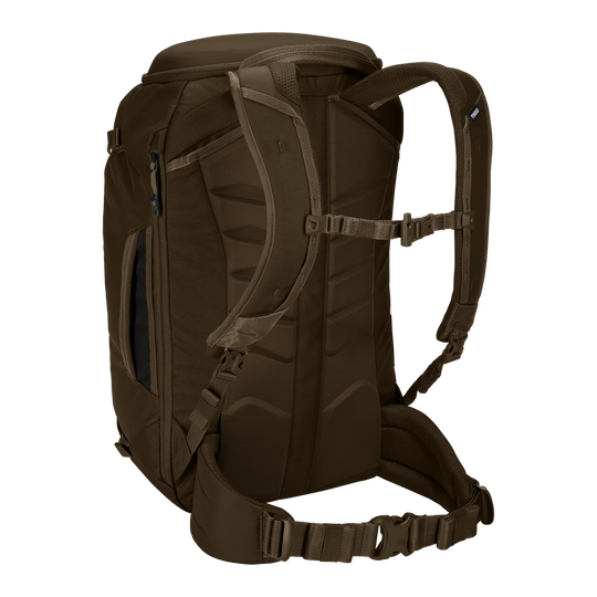 Thule Landmark 40L travel pack