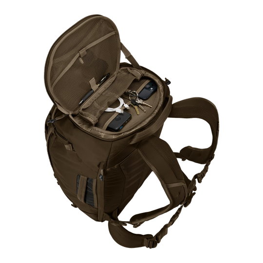Thule Landmark 40L travel pack