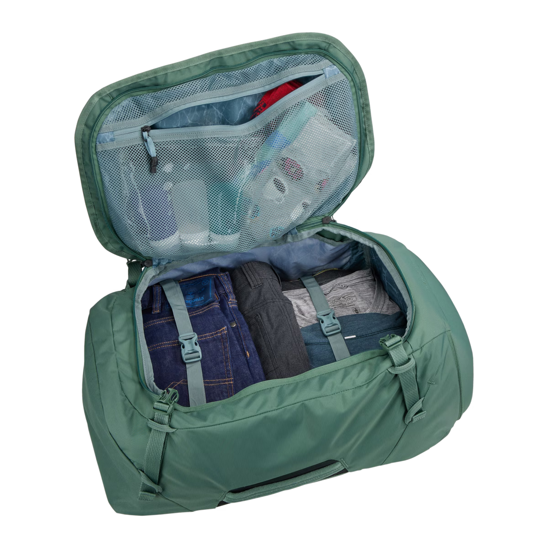 Thule Landmark 60L travel pack