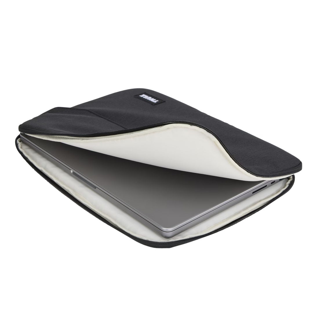 Thule Lithos laptop sleeve MacBook Pro 14''