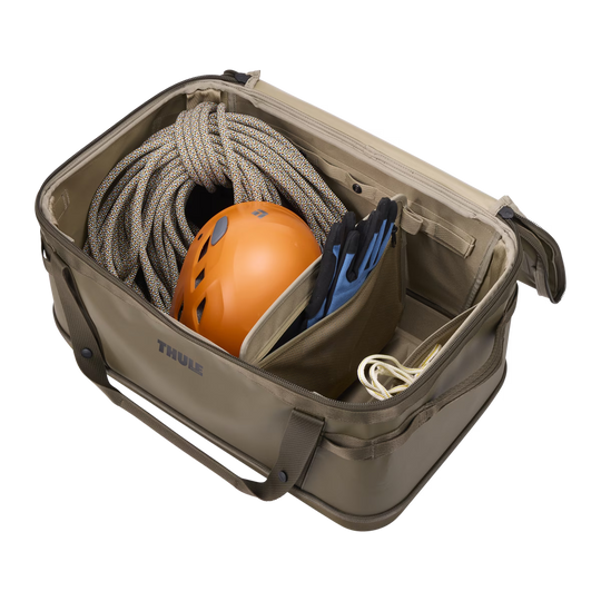 Thule Chasm gear hauler 55L