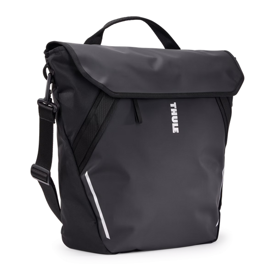 Thule Chasm bike courier bag with InLock 22L