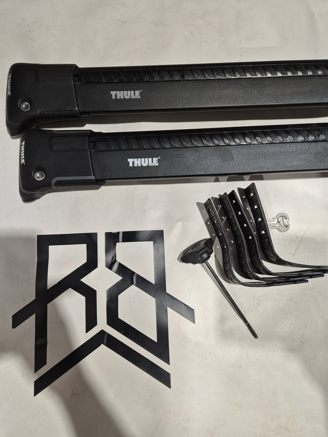 Thule 9585B wingbar edge Black