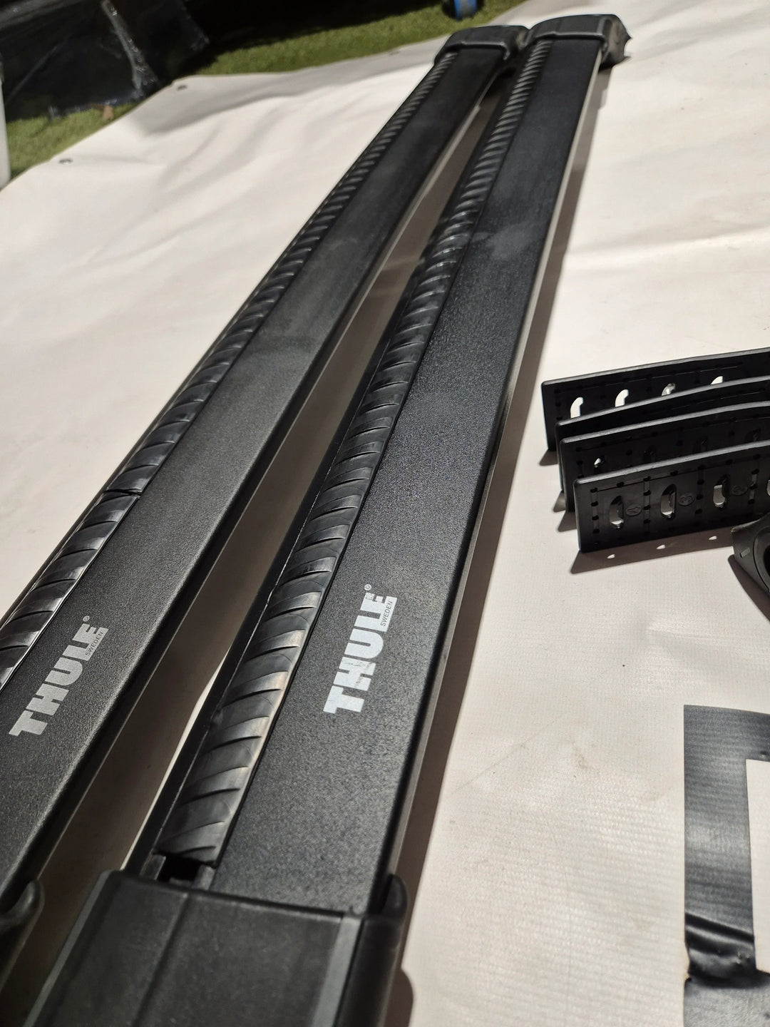 Thule 9585B wingbar edge Black