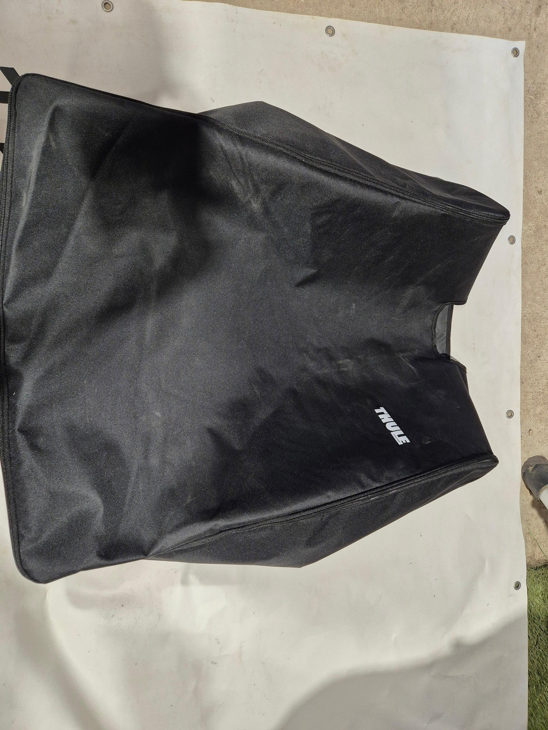 Thule 931100 Thule Easyfold Xt Carrying Bag 9311 Roof Bars For