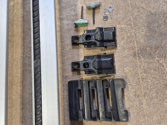 Thule 1631 Roof Bars Scirocco coupe 2008 onward - very rare