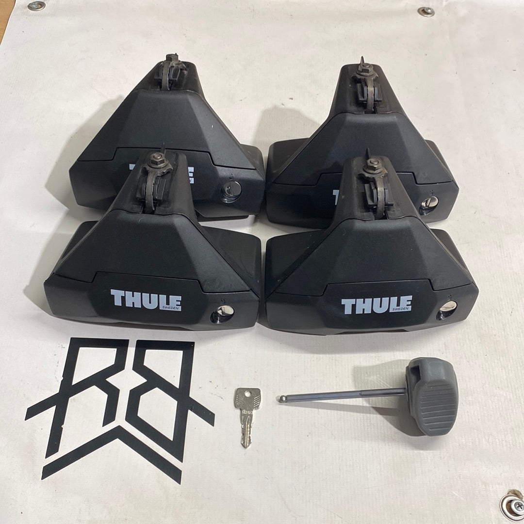 Thule 7105 Foot Pack Roof Boxed