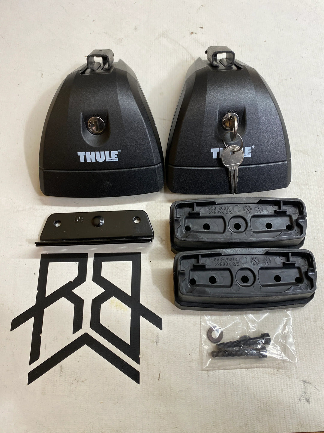 Thule 3rd Bar Fittings for VW T5/6 (751 & 3149)