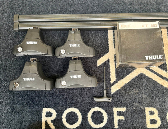 Thule square bar set for LAND ROVER Range Rover Evoque 5-dr SUV 2011-2018 (Normal Roof)