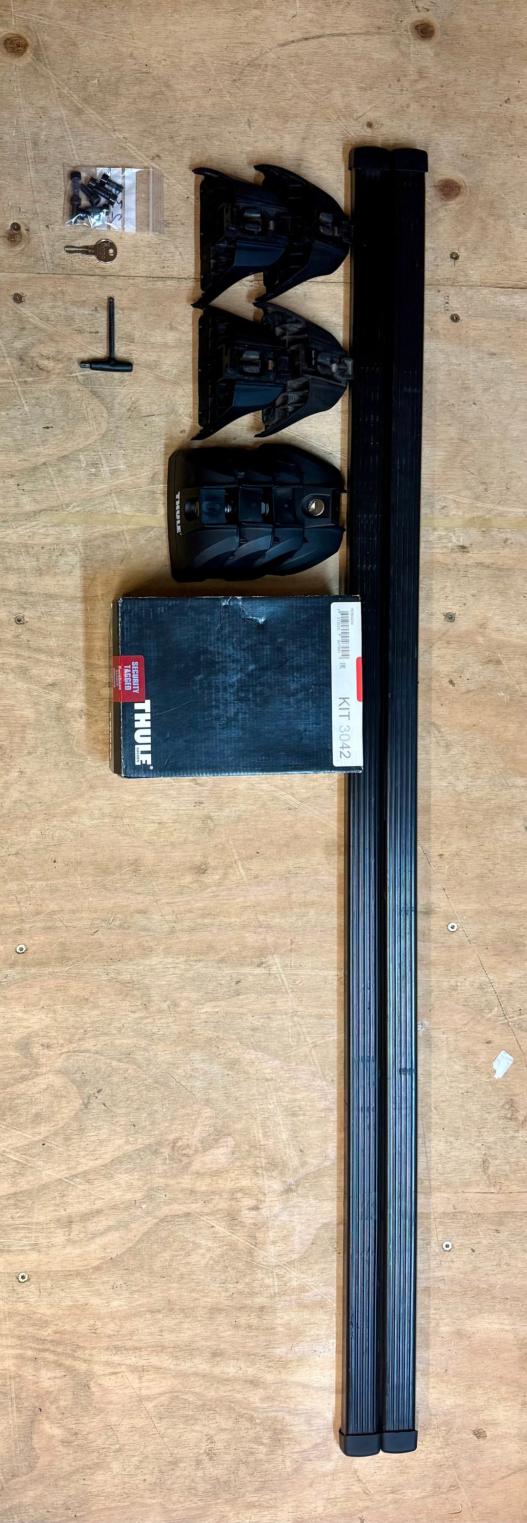 Thule square bar set for HONDA CR-V 2007 -2011 (Fixed Points)