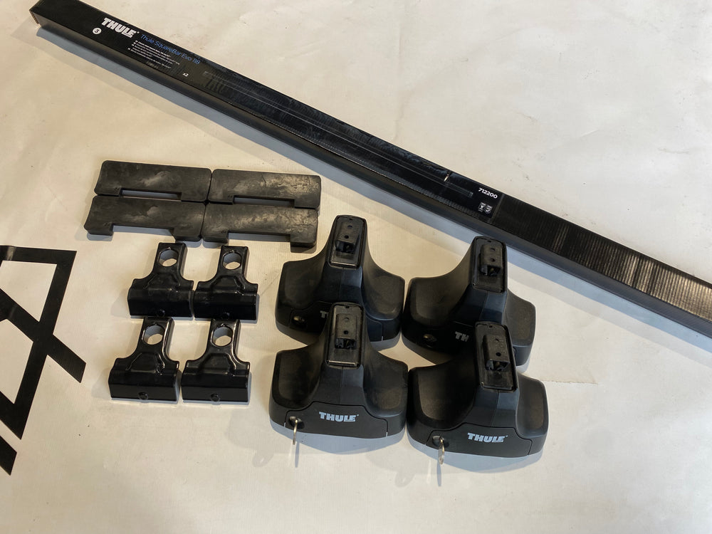 Thule Square Bar Set for FORD Focus, 4-dr Sedan, 98-04 & Others (1129, 754, 7122)