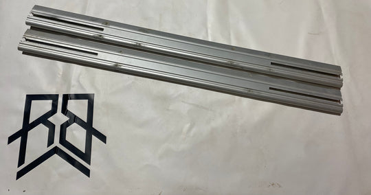 Thule 108cm Wingbars - Heavily Damaged