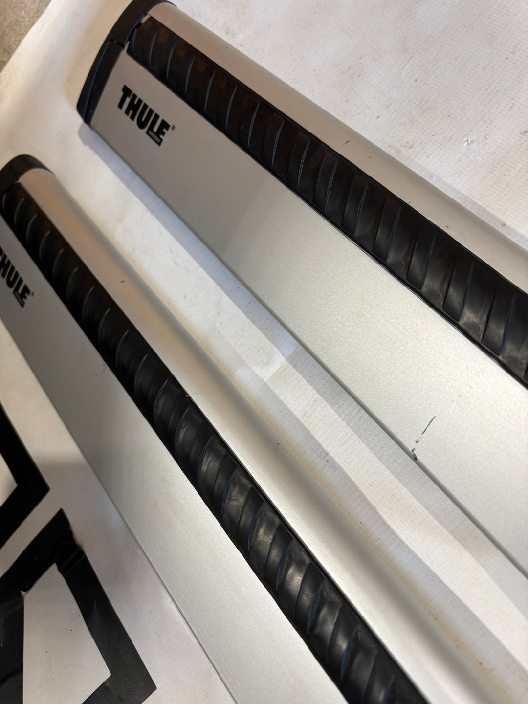 Thule Wingbar 127 cm - Used