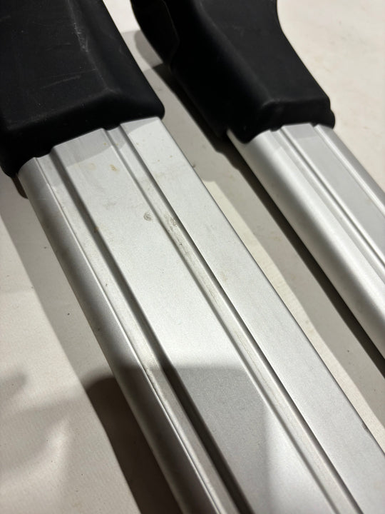 Thule 9584 Wingbar Edge - VGC