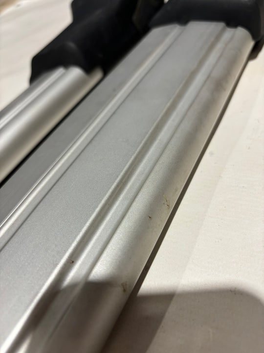 Thule 9584 Wingbar Edge - VGC