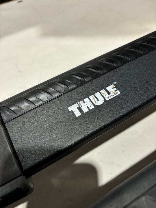 Thule 9591B & 4025 Roof Bar set for VAUXHALL Astra Sports Tourer 10 - 15