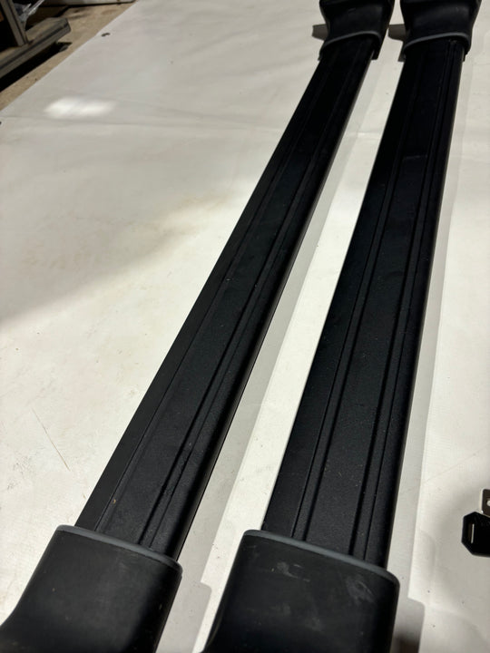 Thule 9591B & 4025 Roof Bar set for VAUXHALL Astra Sports Tourer 10 - 15