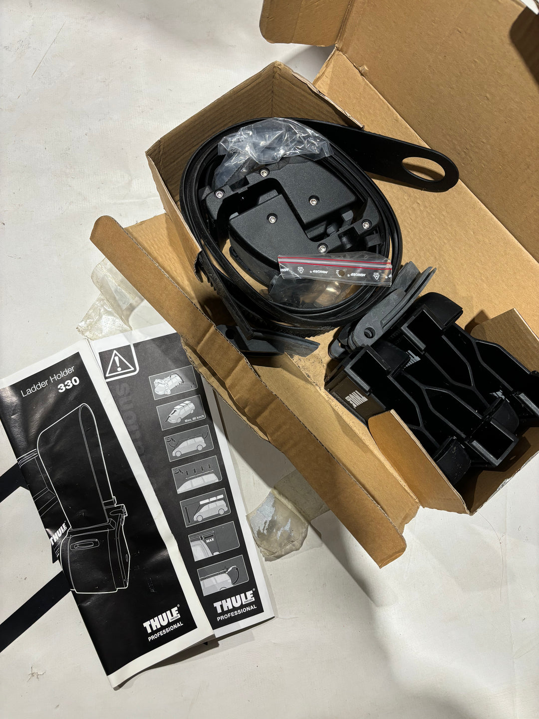 Thule 330 Ladder Holder