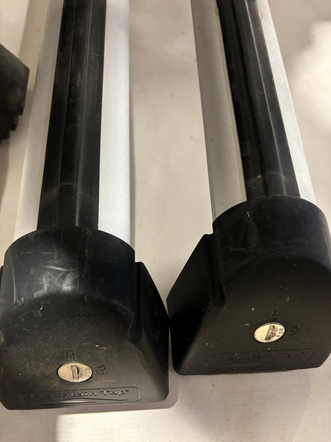 Ford Wildtrak "Mountain Top" roll cover Bars  'CC F090 A02 Wildtrak'