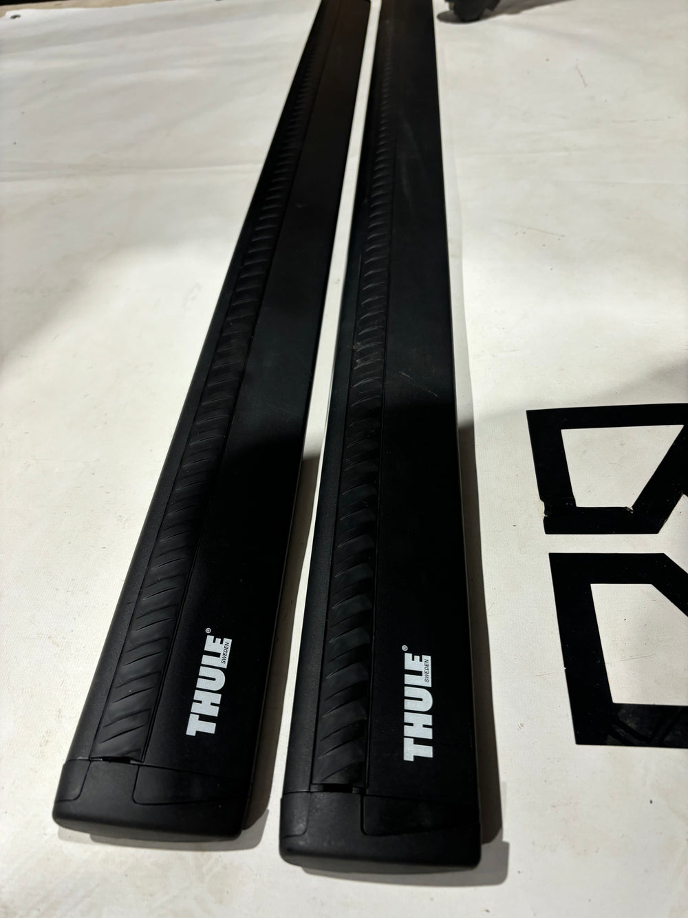 Thule Wingbar 118cm Black