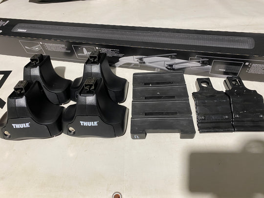 Thule Roof bar set for NISSAN Navara 2005- (No Rails) ( 1408, 753, 711420)