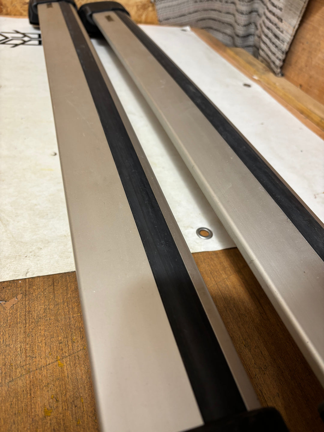 Thule 9595 Wingbar Edge - Used good condition