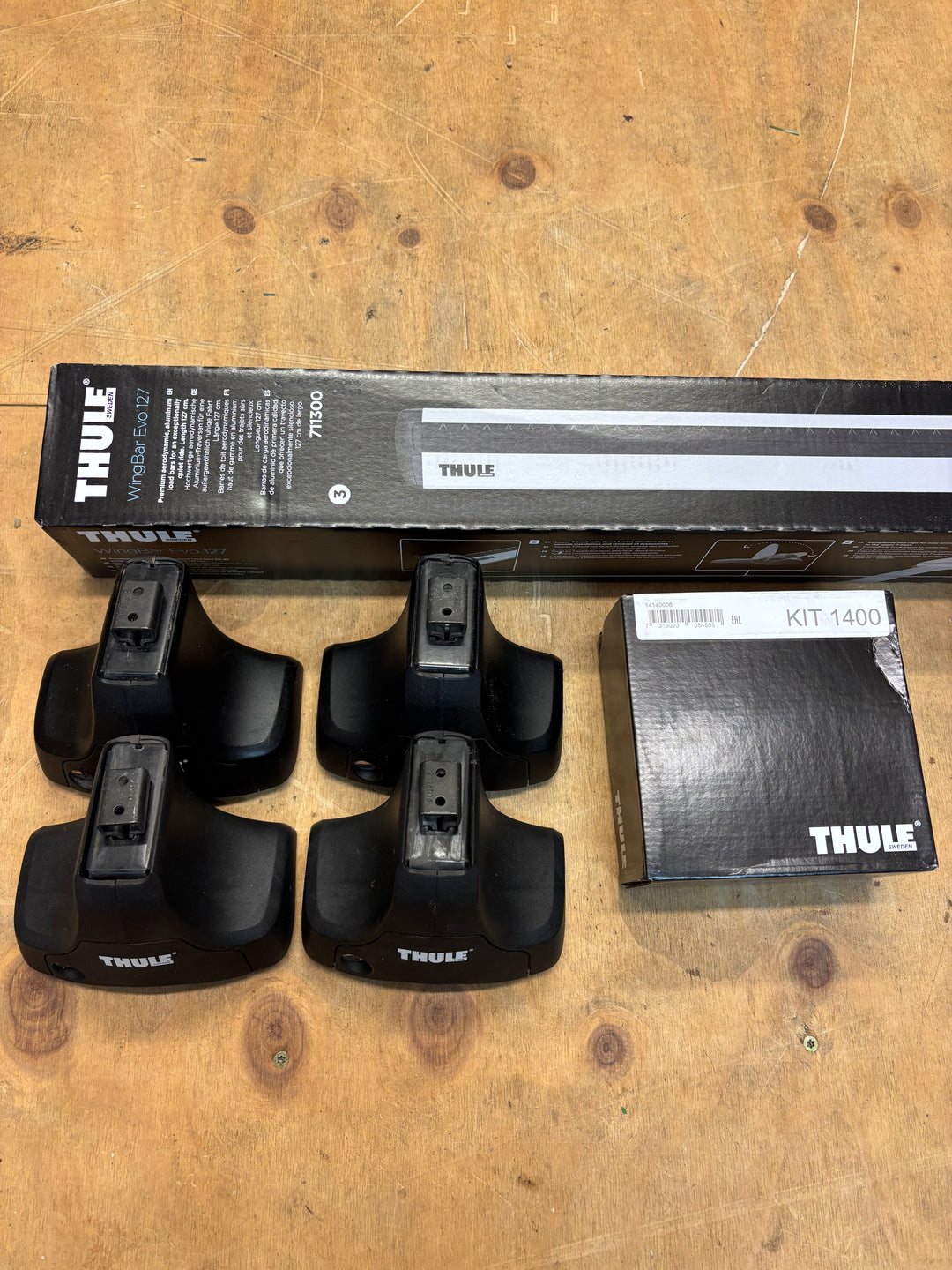 Thule Roof Bar Set for MITSUBISHI Challenger 4dr Double Cab 2011-2016 (711300-754-1400)