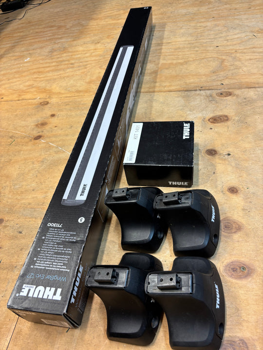 Thule Roof Bar Set for MITSUBISHI L200 2dr Crew Cab 2005 onwards (711300-754-1401)