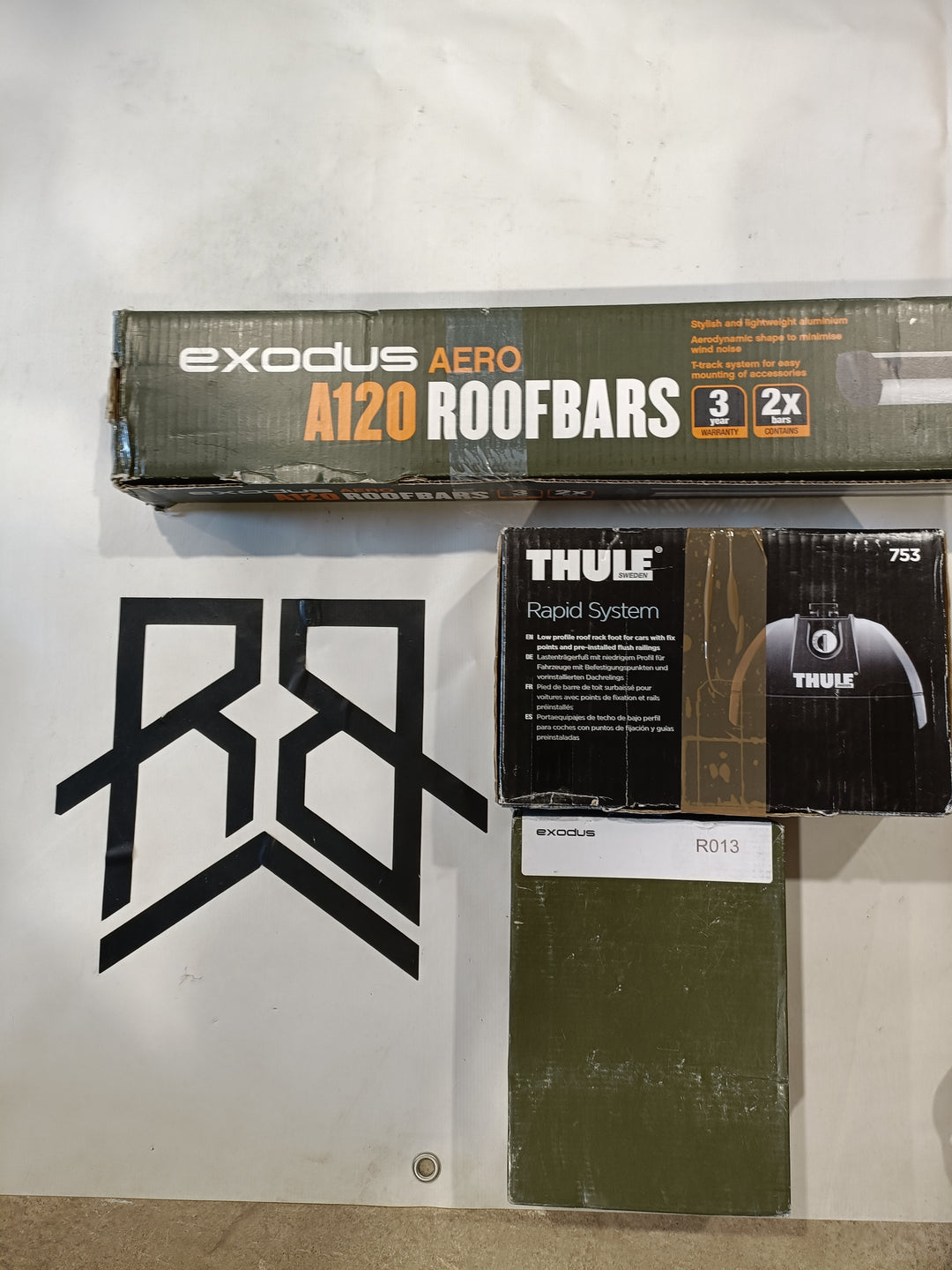 Roof bar set for BMW X1 09-15. Flush rail. (R013 - 753 - A120)