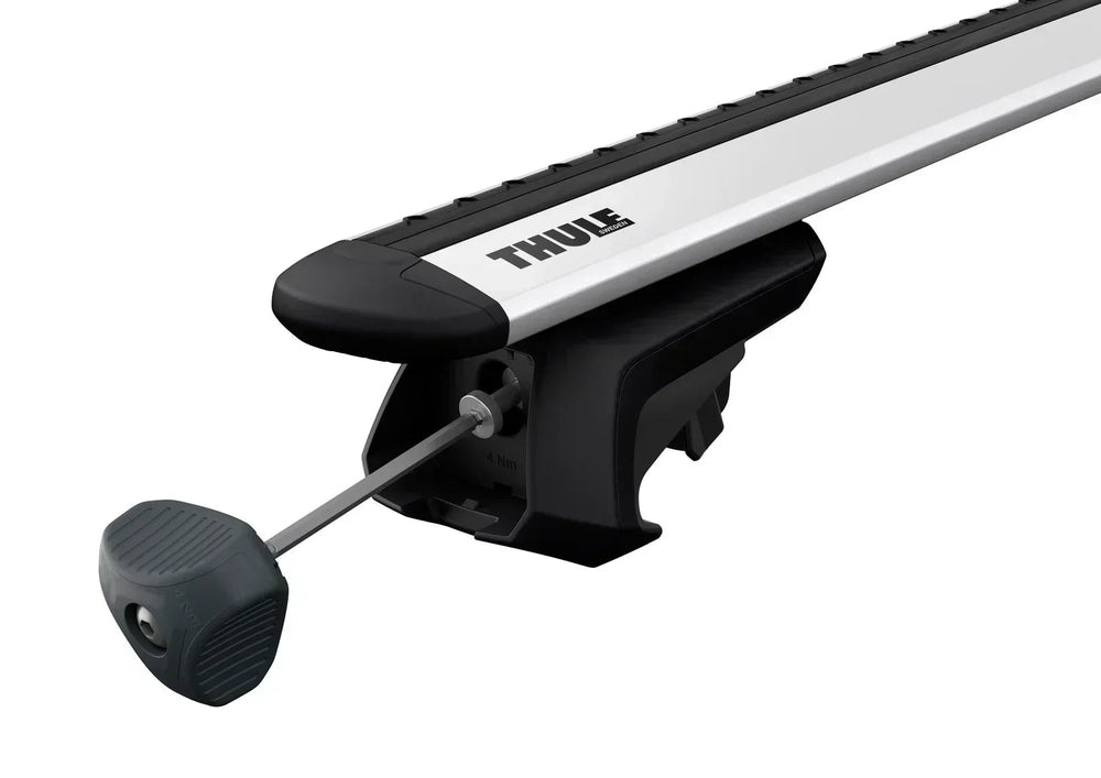 Thule WingBar Evo Silver Roof Bar Set for Hyundai i30 Kombi 2008–2012 Raised Rails