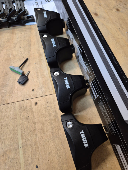 Thule Wingbar Evo set for VW Beetle 1998 to 2011 (1094 - 754 - 711200)