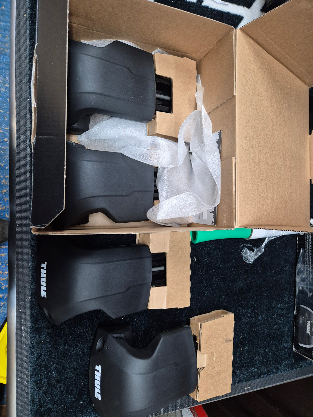 Thule 7207 footpack New in tatty box
