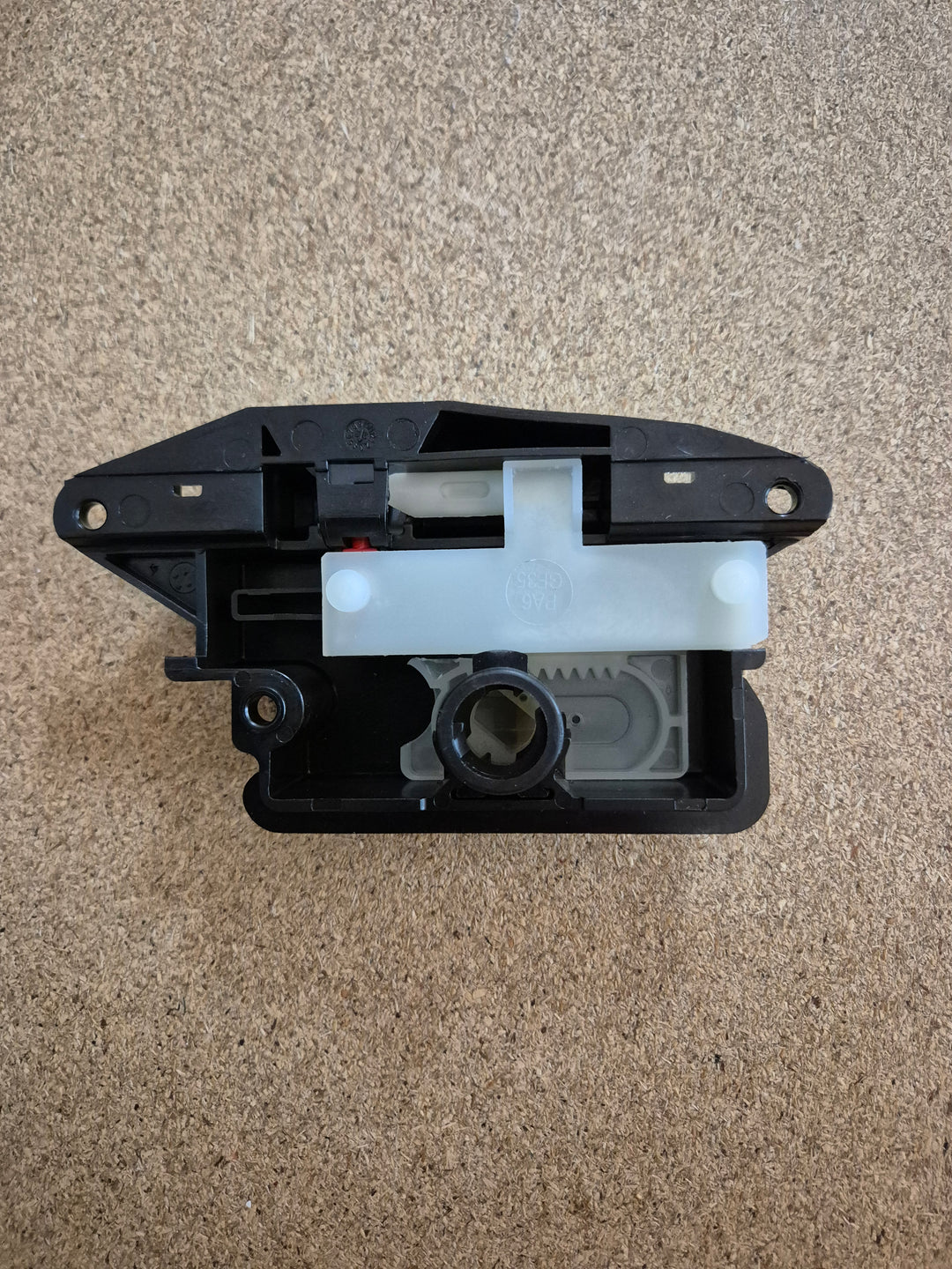 Thule 10704 Replacement lock housing. - Discontinued part - New