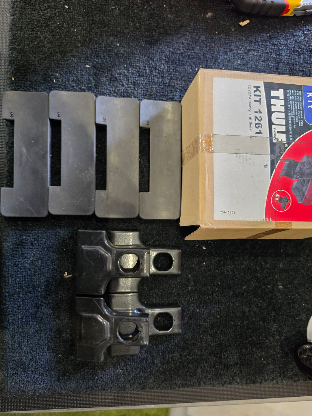 Thule 1261 Fitting Kit TOYOTA Camry saloon 2002 onward