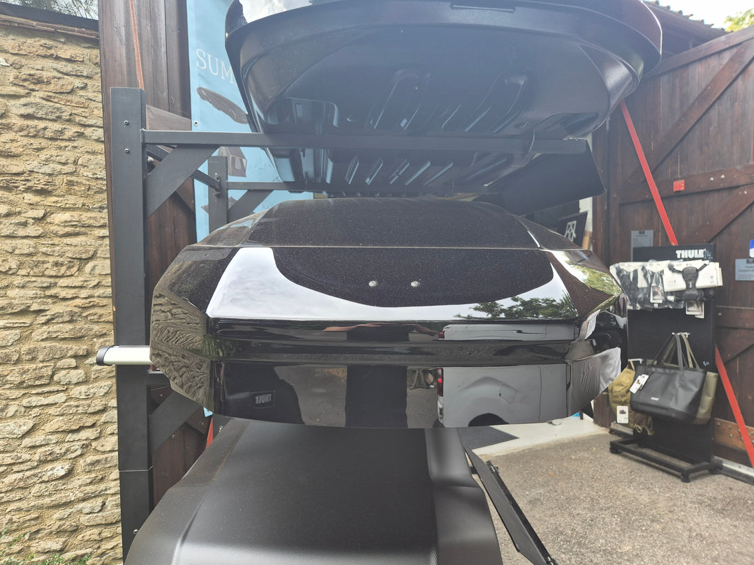 Thule Motion 3 L roof box - Near New