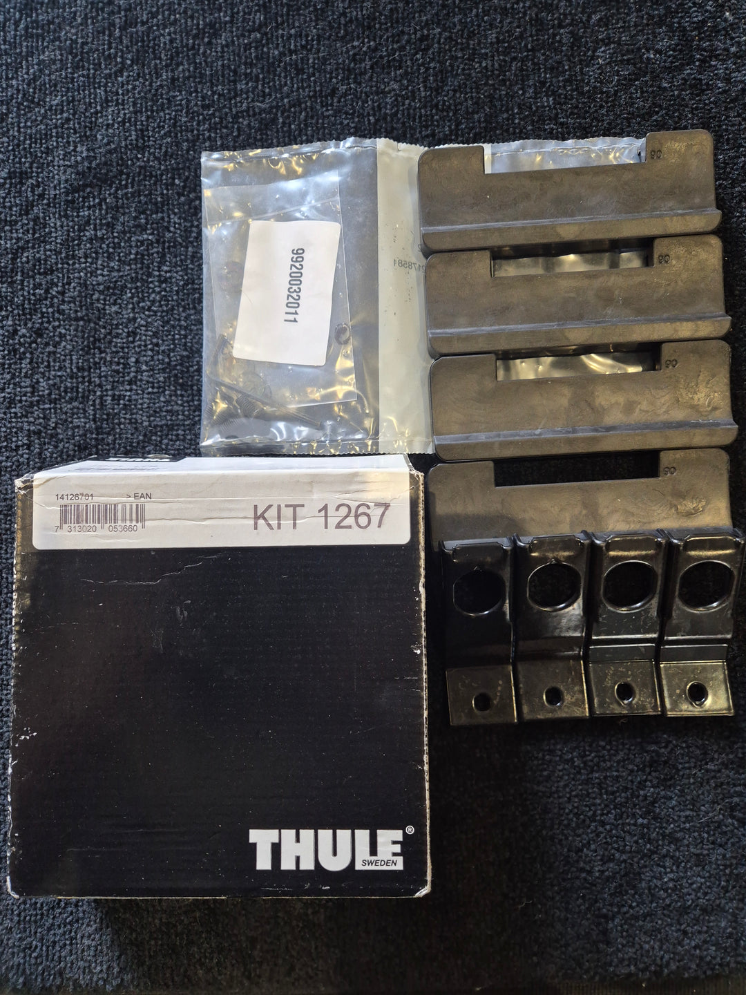 Thule 1267 Fitting Kit TOYOTA Alphard 2002 - 2008 - Very Rare