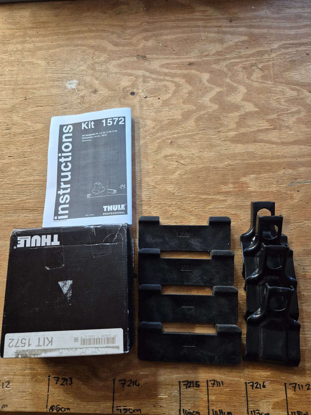 Thule 1572 Fitting Kit - VW T4 Normal Roof 91 -02 - Rare - Used