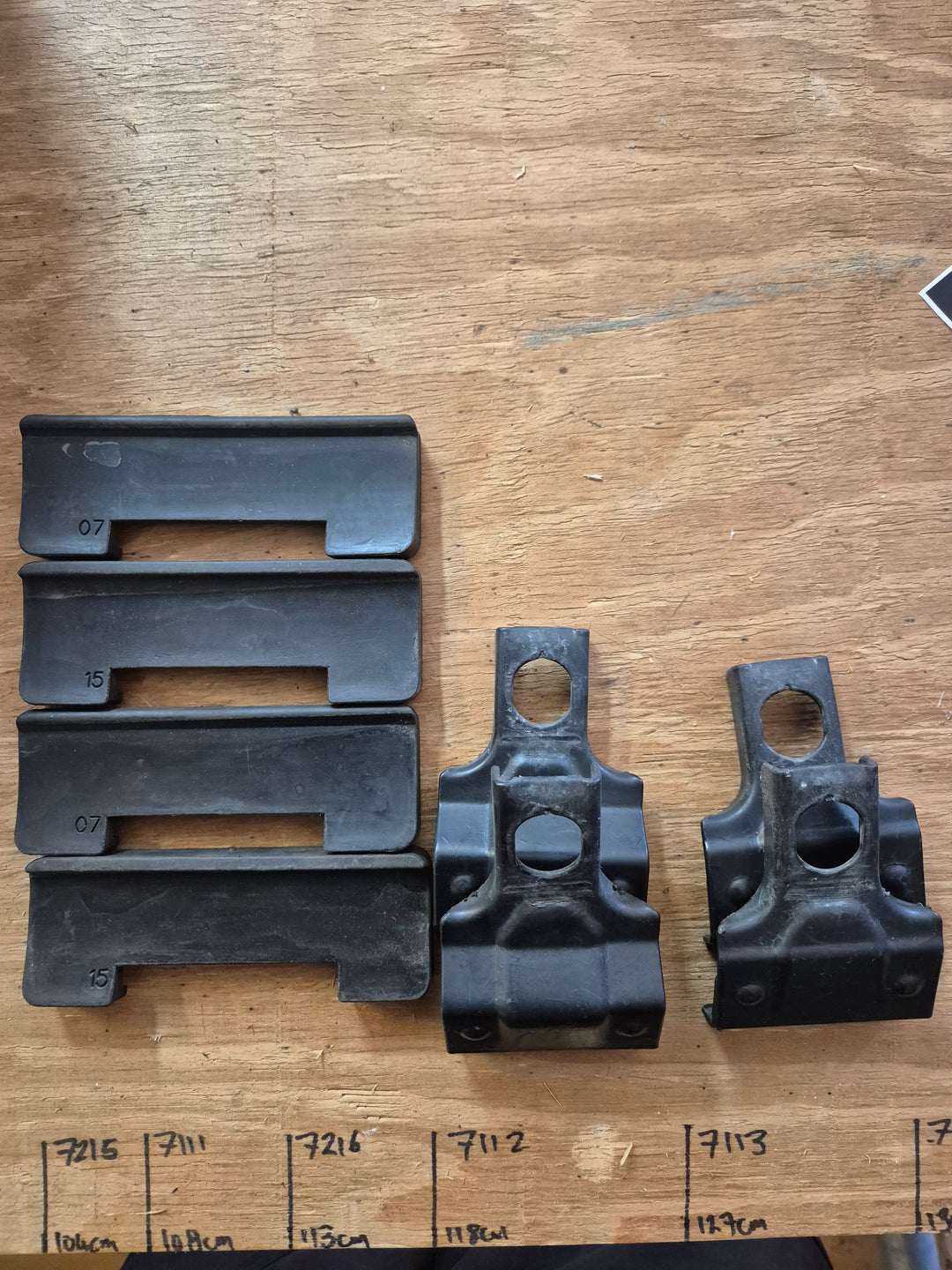 Thule 1385 Fitting Kit - TOYOTA Rav 4 (Mk.III.), 5-dr SUV, 05-12 & Vanguard, 5-dr SUV, 07-12 - Used