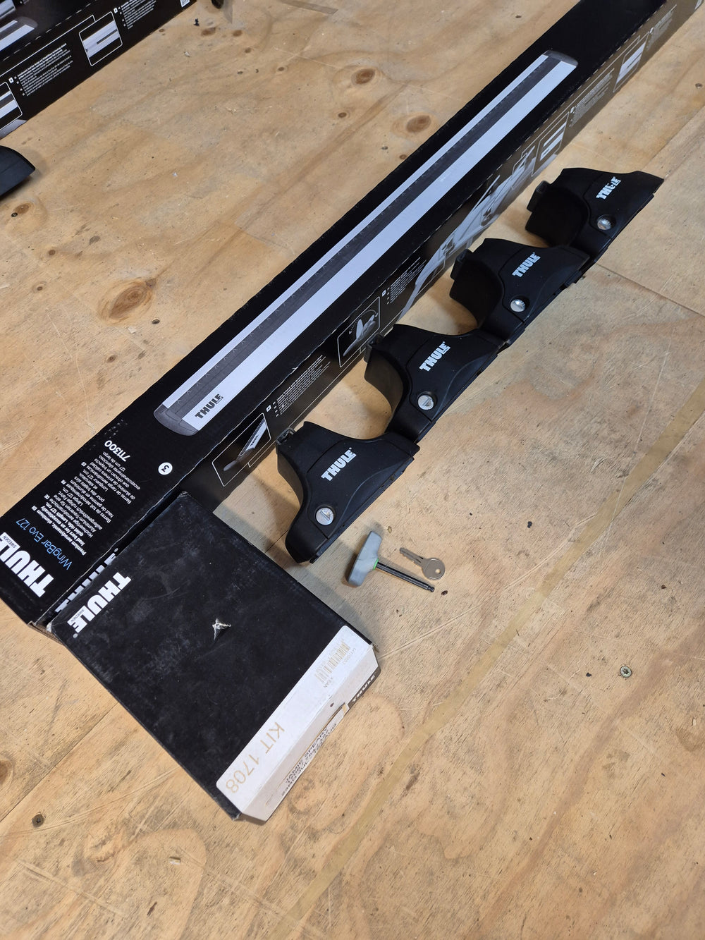 Thule Wingbar Evo set for Audi A3 Hatch 2012 onward - Normal Roof ( 1708 - 754 - 7113 )