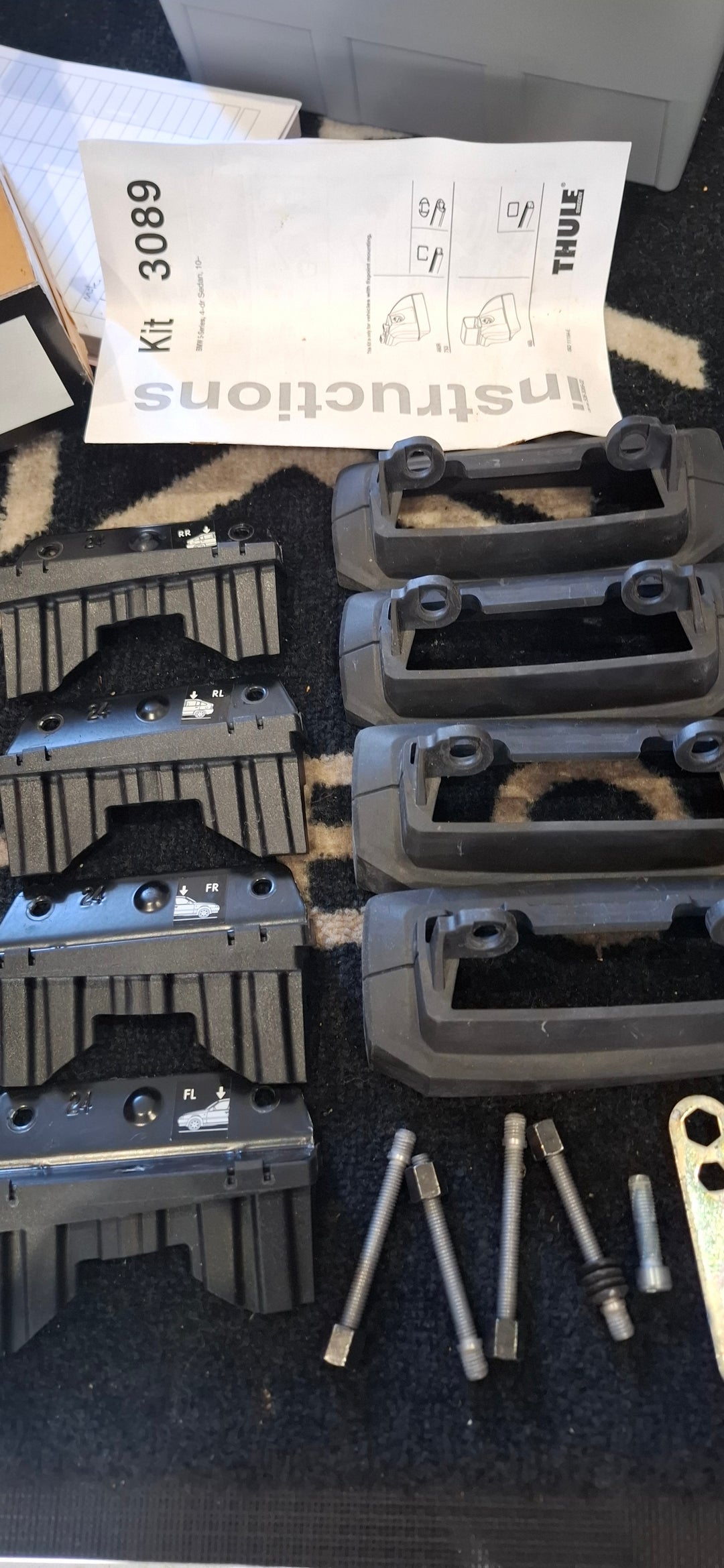 Thule 3089 Fitting Kit - BMW 5-Series, 4-dr Sedan, 10– Used