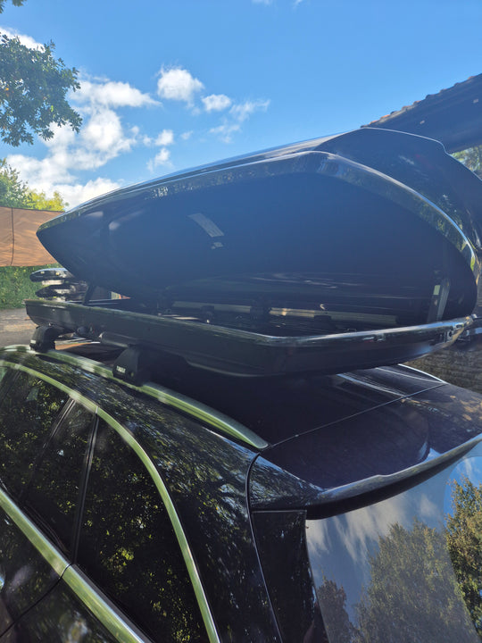Thule Dynamic 900 Roof Box - Premium Slimline model - Used