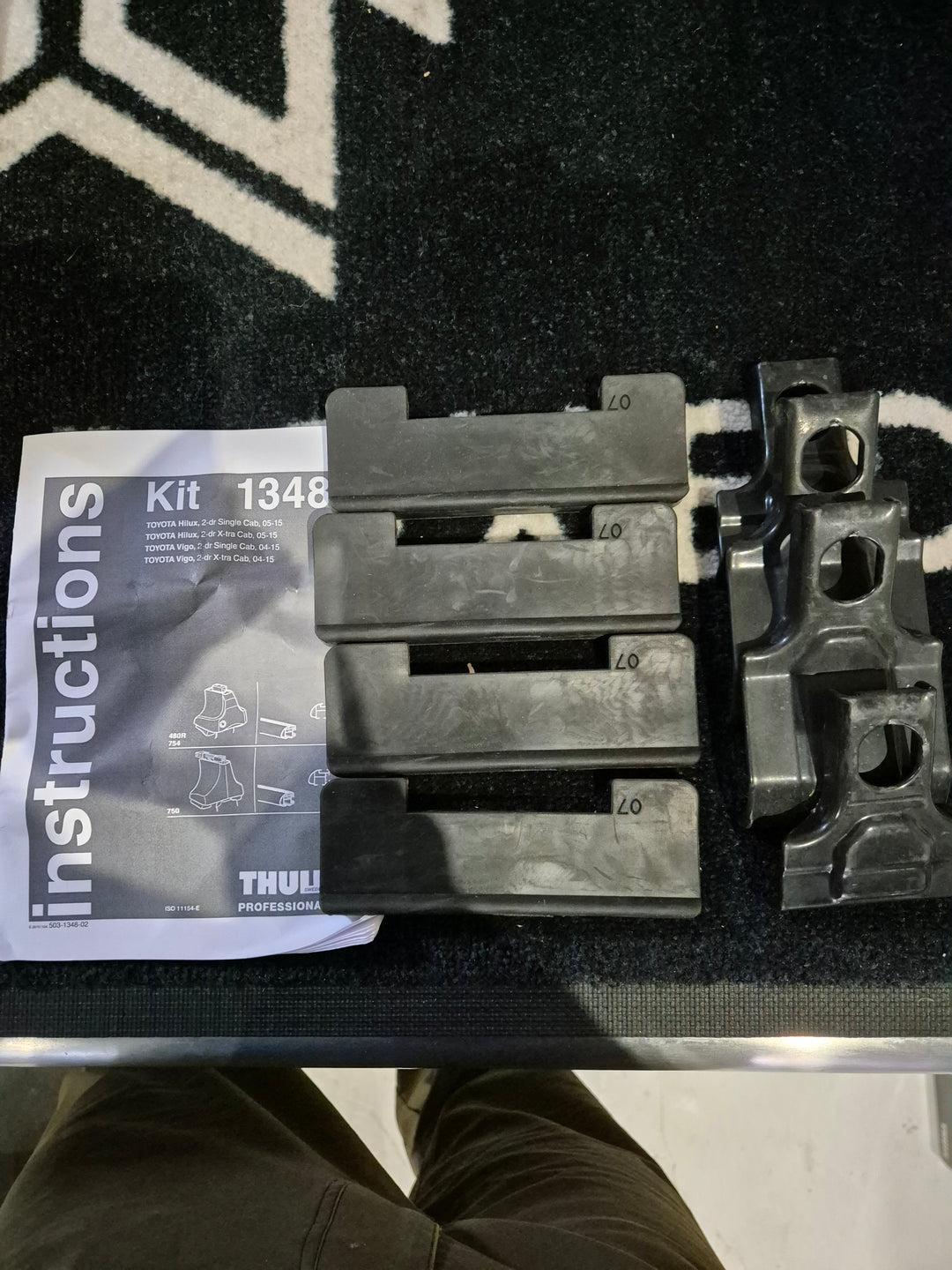 Thule 1348 Fitting Kit TOYTOA Hilux 05-15 & Vigo 04-15 Used