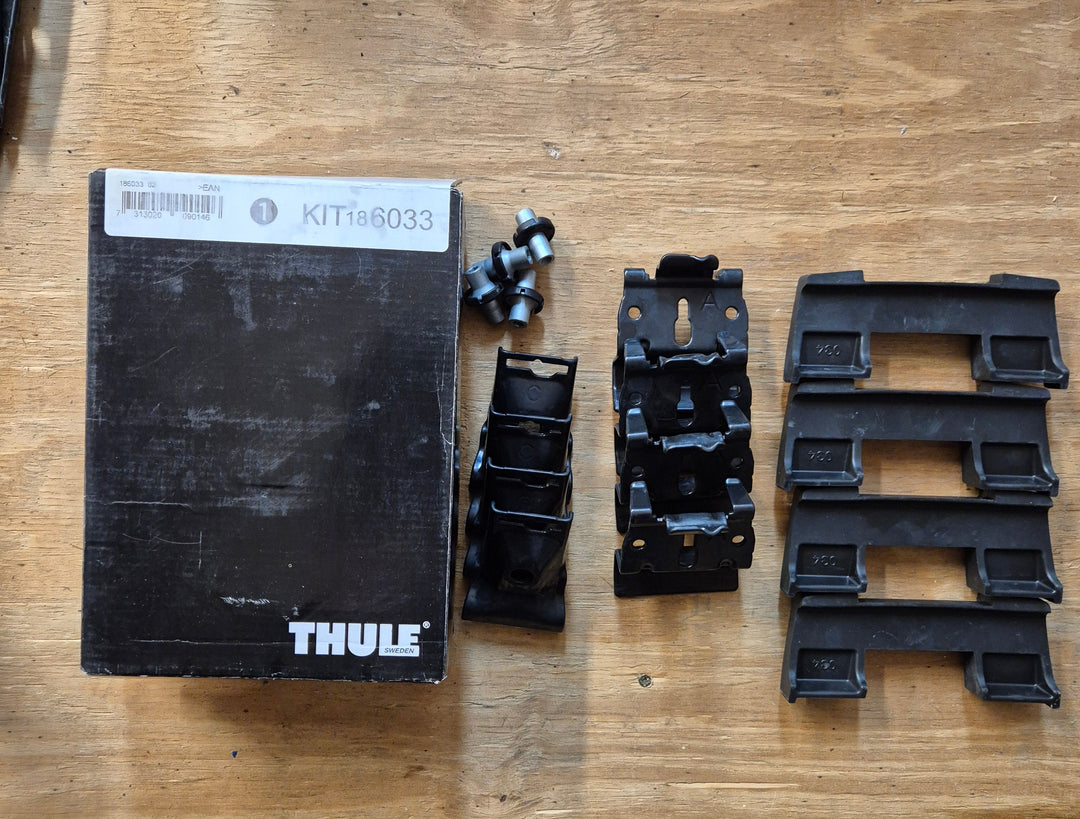 Thule Fitting Kit 6033- KIA Sorento , 5-dr SUV 15-20, Flush Rails Used