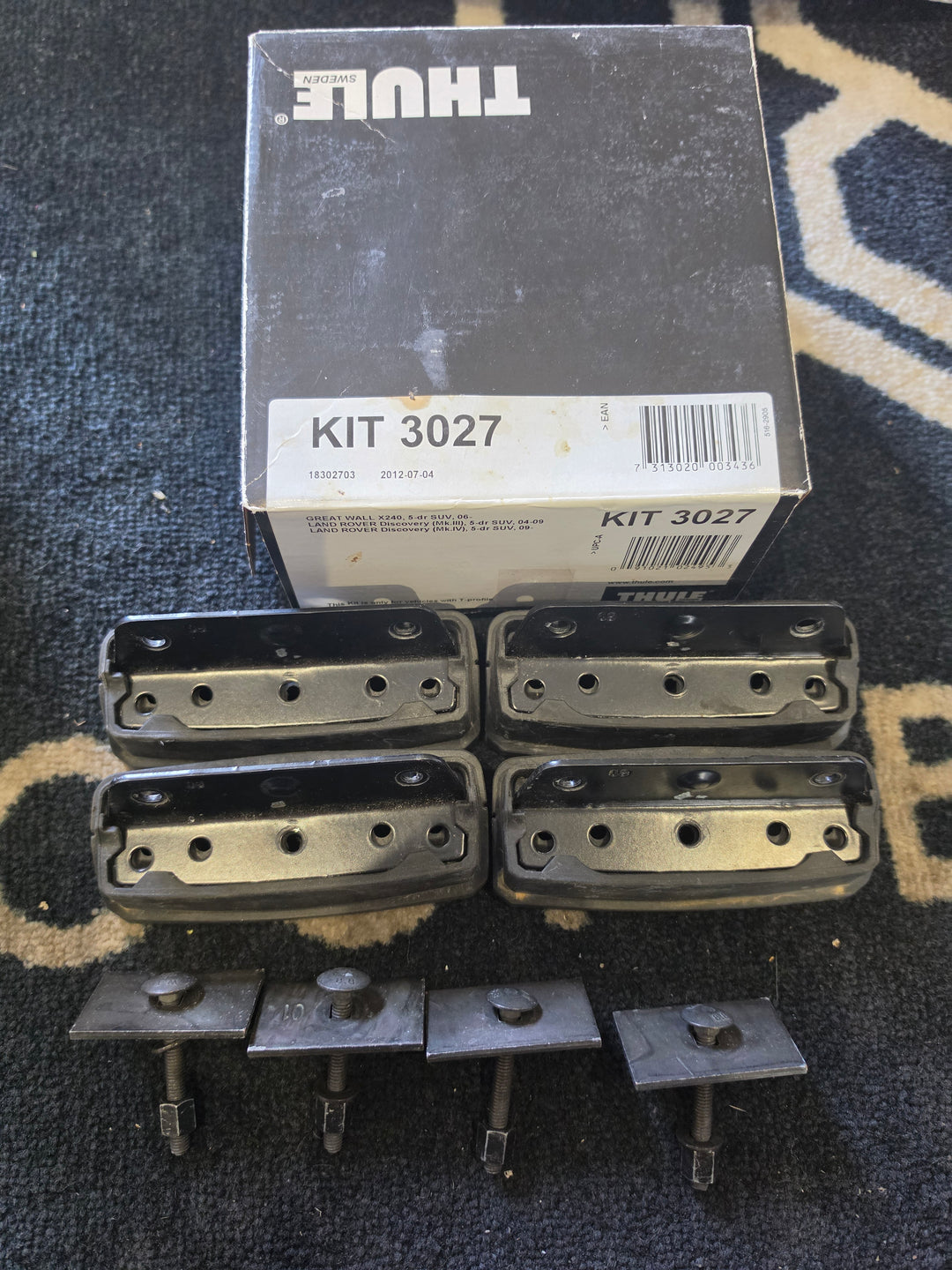 Thule 3027 Fitting Kit - LAND ROVER Discovery (Mk.IV), 5-dr SUV, 09 onwards & Others used
