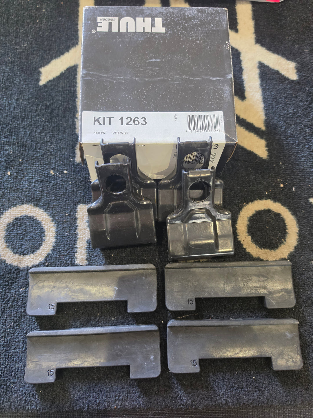 Thule 1263 Fitting Kit. JAGUAR  X350 saloon 2002 onward used