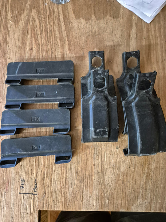 Thule 1524 Fitting Kit Kia Soul normal roof 2008 to 2013